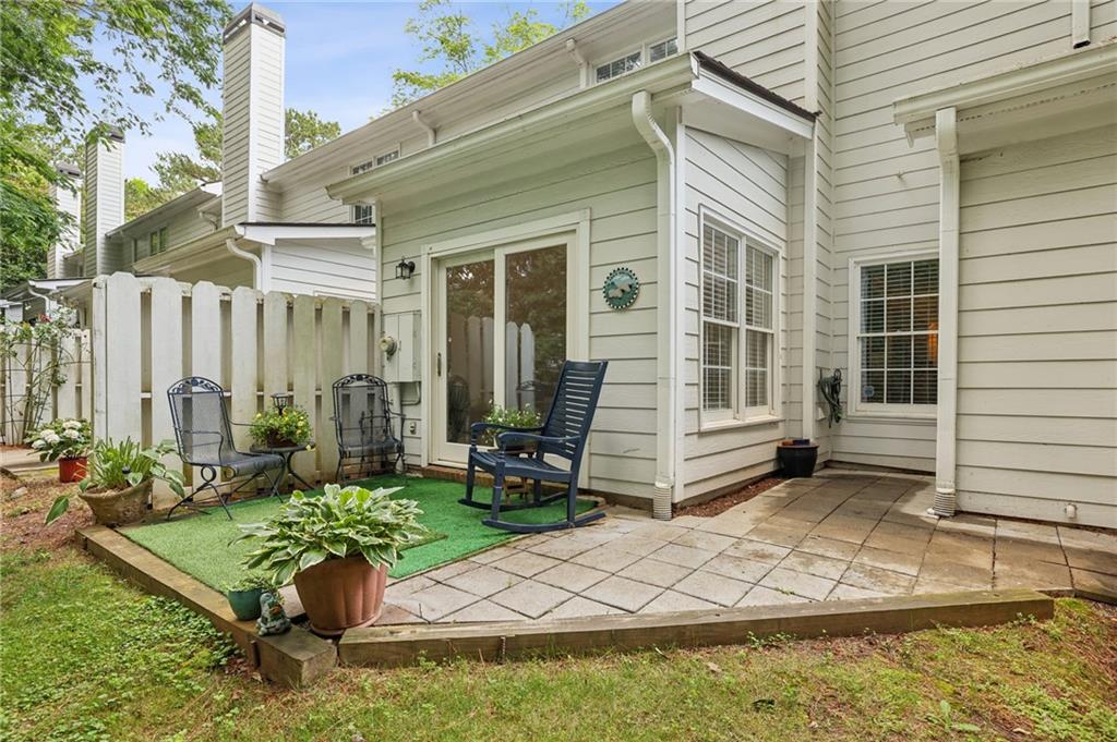 Camden Pond - Residential