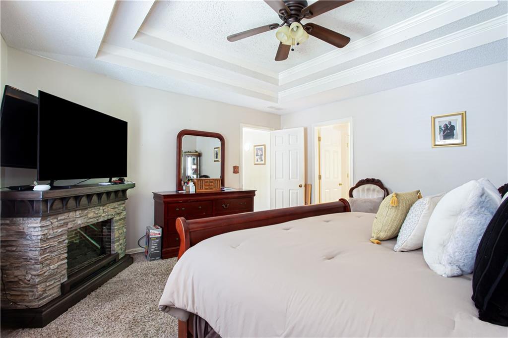 3612 Tree View Drive, Snellville, Georgia image 22
