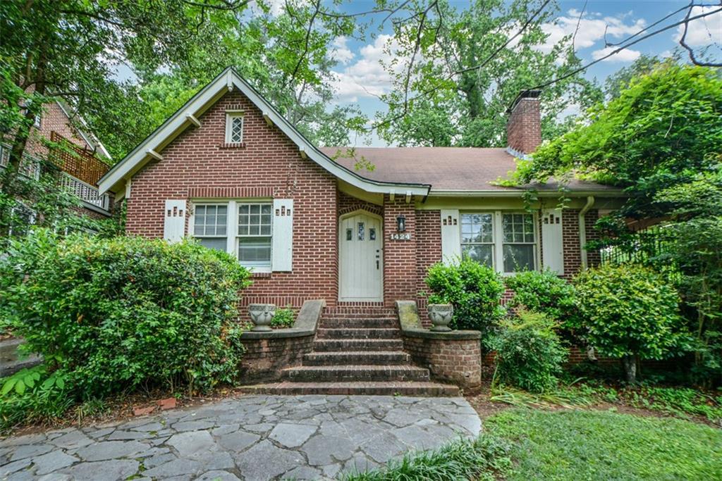 1424 Emory Road NE