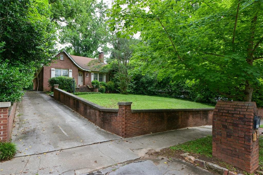 1424 Emory Road NE
