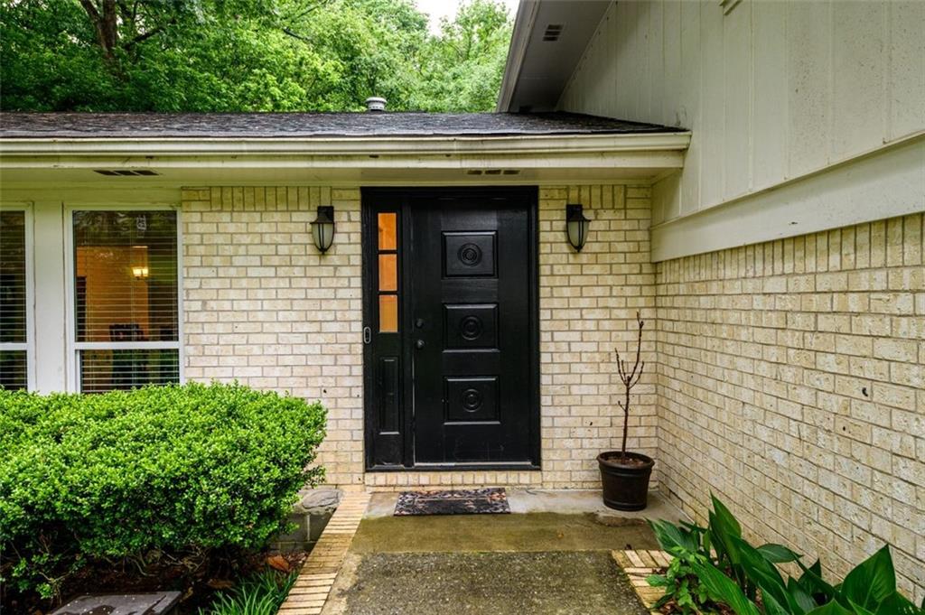 2804 Dunnington Circle, Chamblee, Georgia image 6