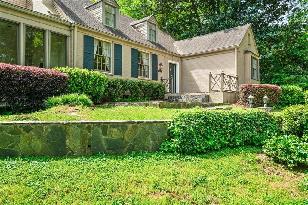 2039 Springlake Drive