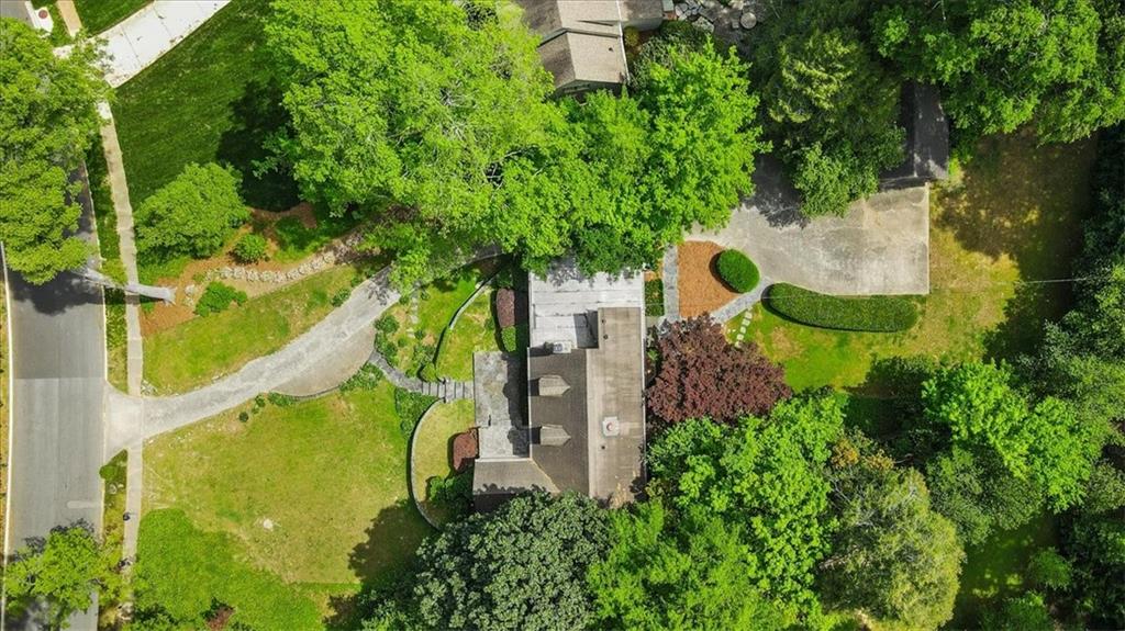 2039 Springlake Drive