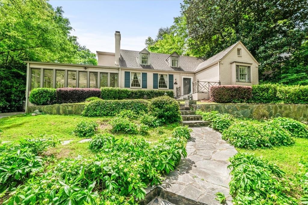 2039 Springlake Drive