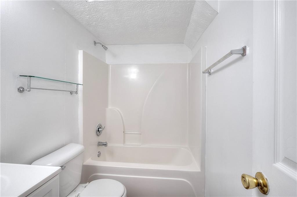 6502 Wellington Chase Court, Lithonia, Georgia image 14