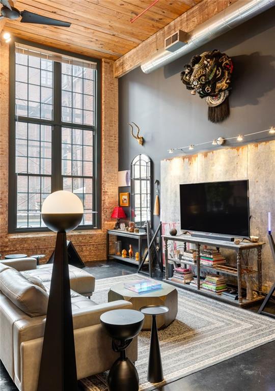 170 Boulevard SE E112