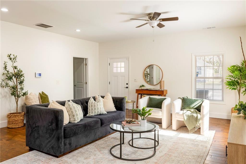 1247 Princess Avenue SW