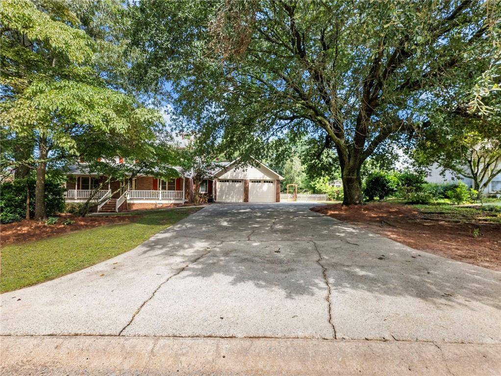 2647 Ashley Oaks Court
