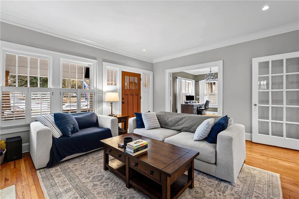 972 Virginia Avenue NE