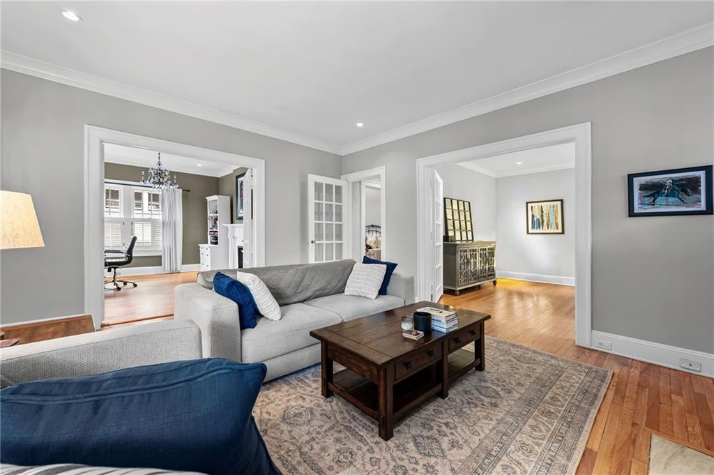 972 Virginia Avenue NE