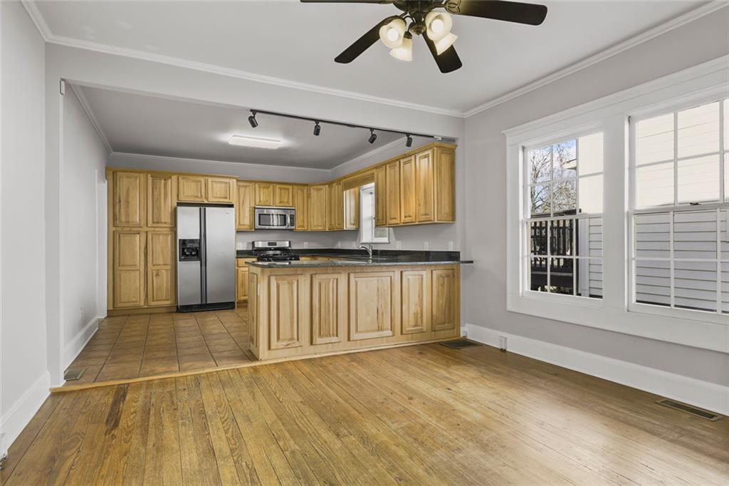 1084 Kirkwood Avenue, Atlanta, Georgia image 22