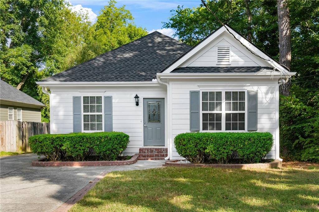 Welcome to this recently updated 3 bedroom, 2 bathroom home with an additional private office/study in Atlanta’s sought-after Riverside neighborhood. The open floor plan is filled with natural light and offers a spacious living room with a cozy fireplace, plus a modern kitchen designed for both everyday cooking and entertaining. Hardwood floors, fresh finishes, and a bright dining area create a comfortable and inviting space. Enjoy a private fenced backyard perfect for relaxing or entertaining, along with ample driveway parking for convenience. Outdoor enthusiasts will love nearby trails like Silver Comet and Riverwalk Atlanta. Just minutes from Whittier Mill Park, The Works retail, and Westside Station, you’ll find trendy restaurants, breweries, and boutique shops. Walk to Bellwood Coffee, Public House 28, Corner Grille, and Frazie’s Market & Deli — a daily staple while living in this home. Plus, you’re only 5 minutes from I-75/I-285, making commuting a breeze.