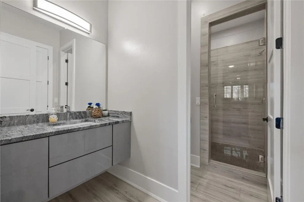 Fayetteville, Georgia 30214, United States, 5 Bedrooms Bedrooms, ,5 BathroomsBathrooms,Residential,Active,236387