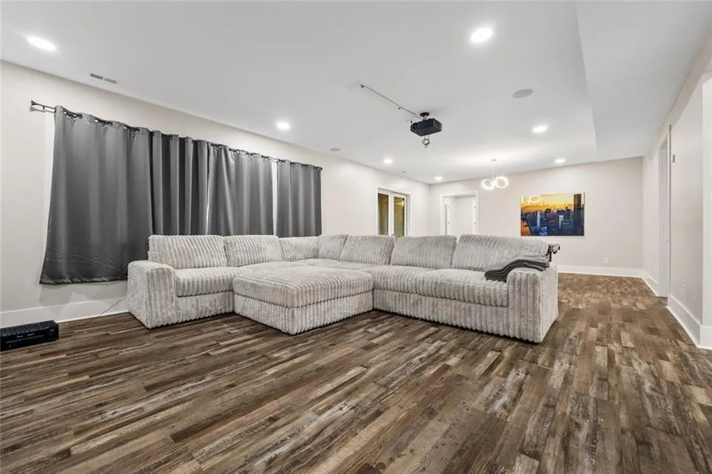 Fayetteville, Georgia 30214, United States, 5 Bedrooms Bedrooms, ,5 BathroomsBathrooms,Residential,Active,236387