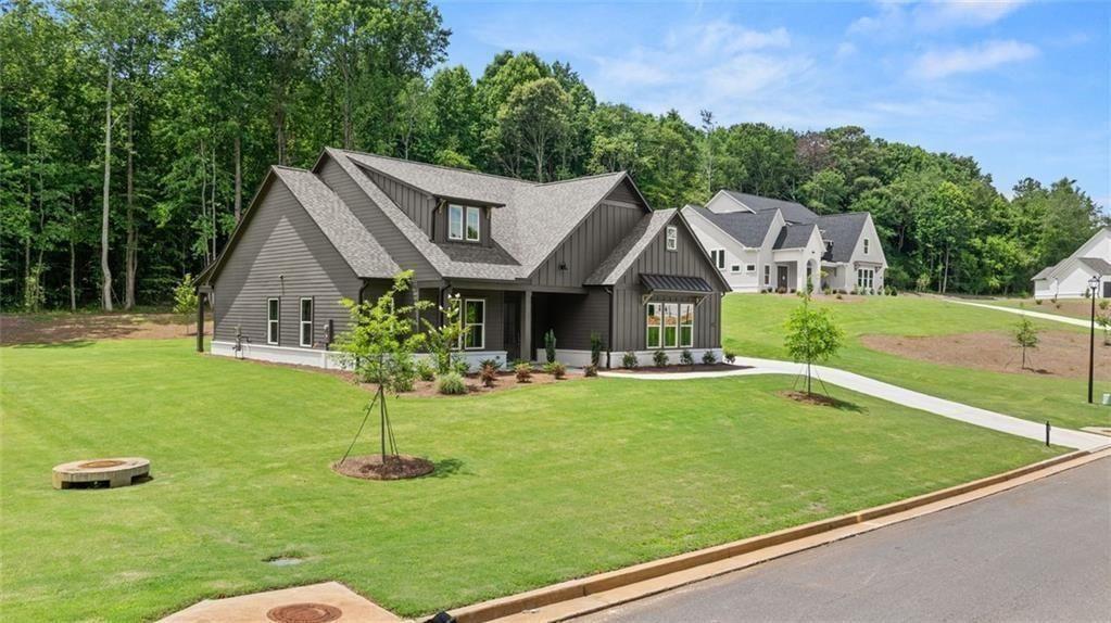 8340 Creekside Overlook Drive