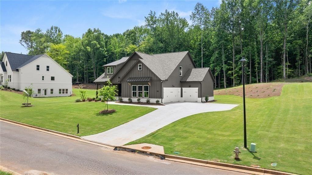 8340 Creekside Overlook Drive