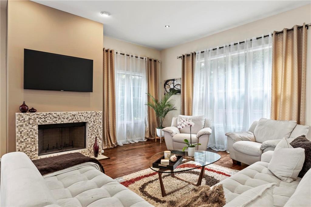 5440 Willow Oak Drive