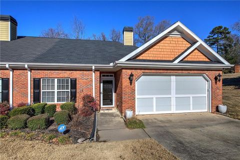 2500 ROSEHILL Circle Lithia Springs GA 30122