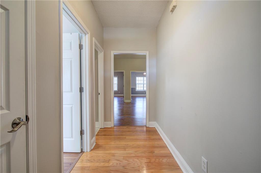 2500 ROSEHILL Circle