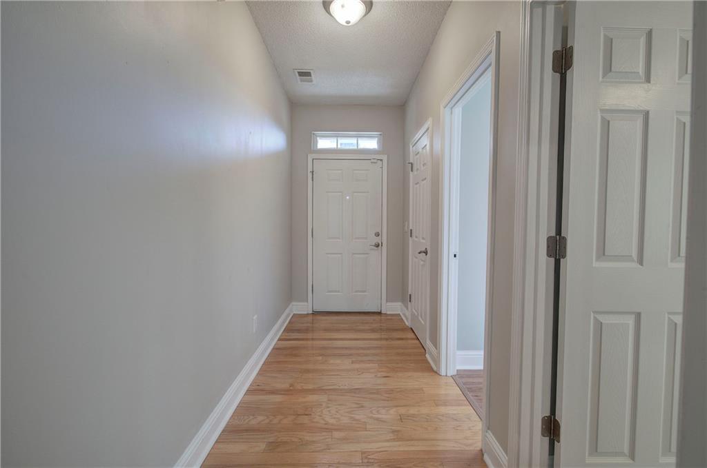 2500 ROSEHILL Circle