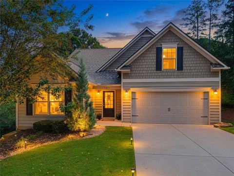Homes For Sale - 125 Stone Manor Court<br/> Woodstock, GA 30188