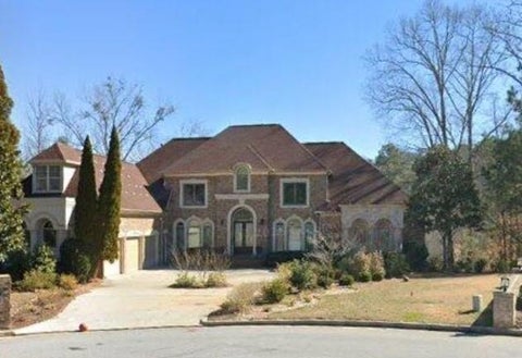 Homes For Sale - 545 New Haven Court<br/> Atlanta, GA 30331