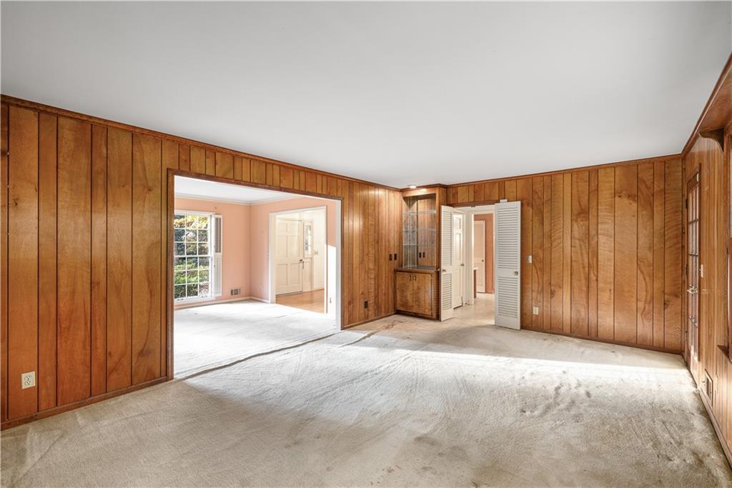 1896 Olde Village Run