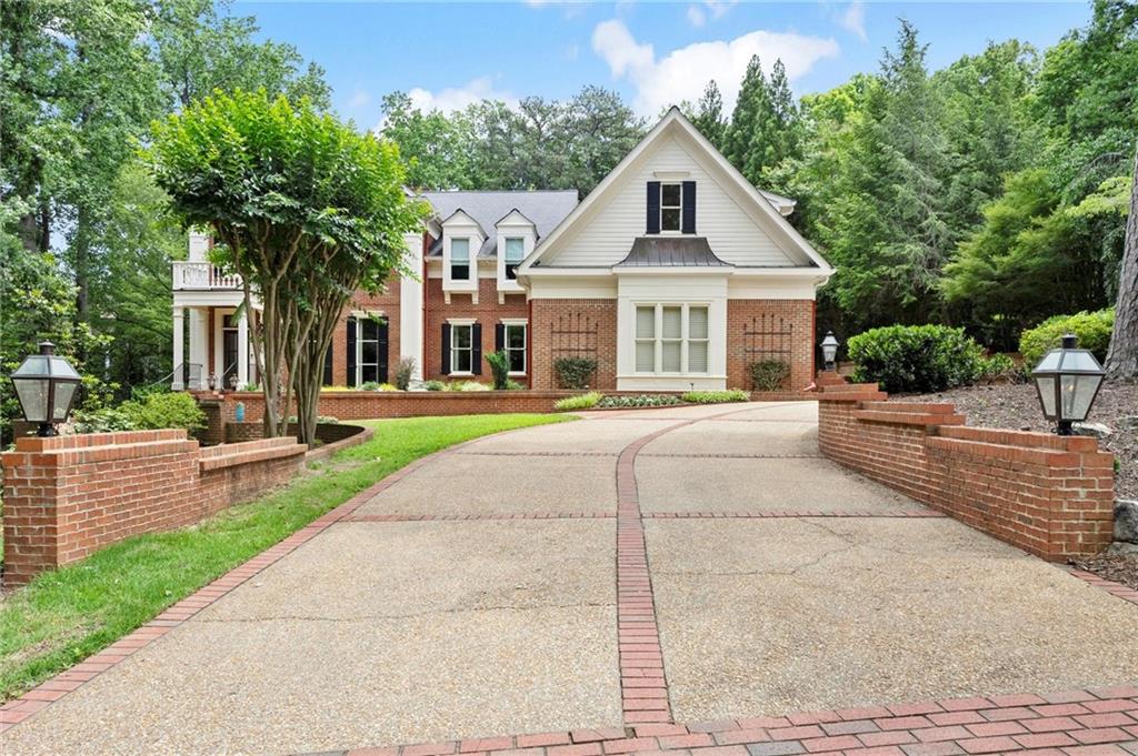 311 Rolling Rock Road SE