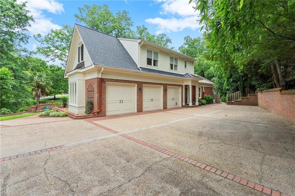 311 Rolling Rock Road SE