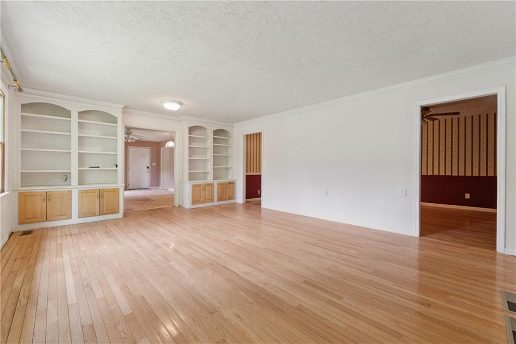1926 Parkwood Road