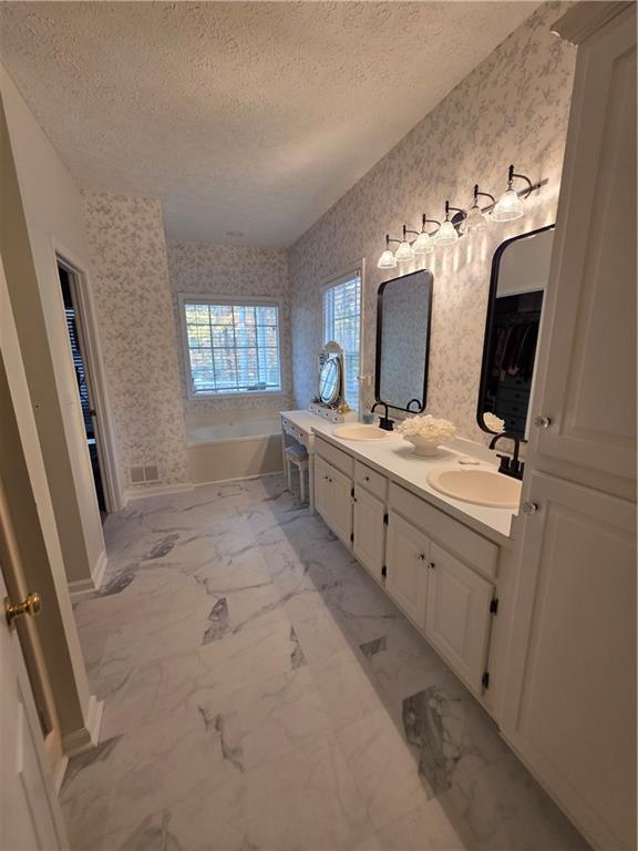 Laurel Lake - Residential