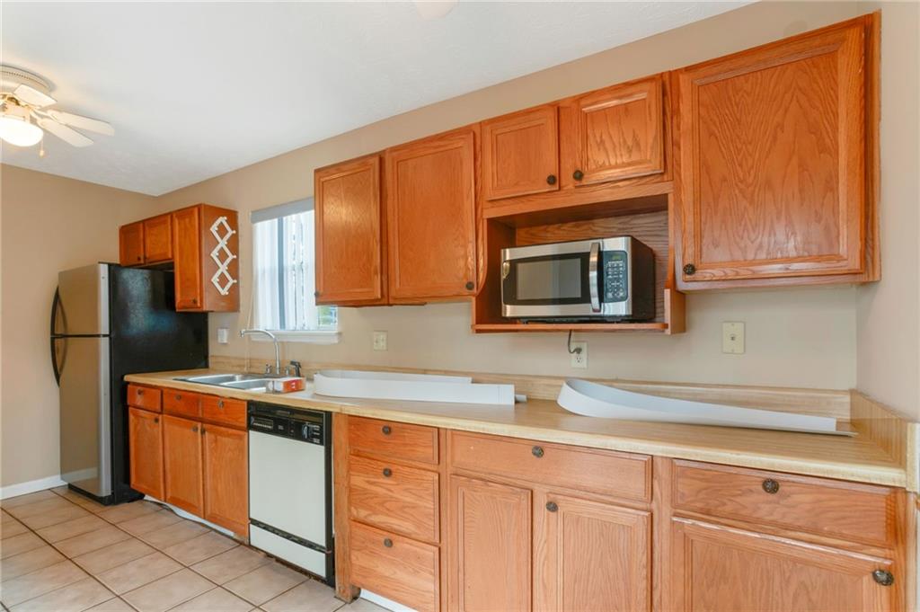 1530 Pin Oak Lane SE