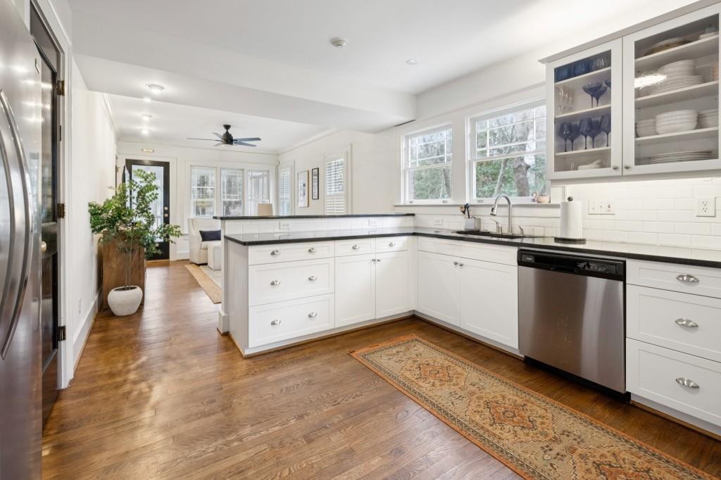 1229 Cameron Court NE