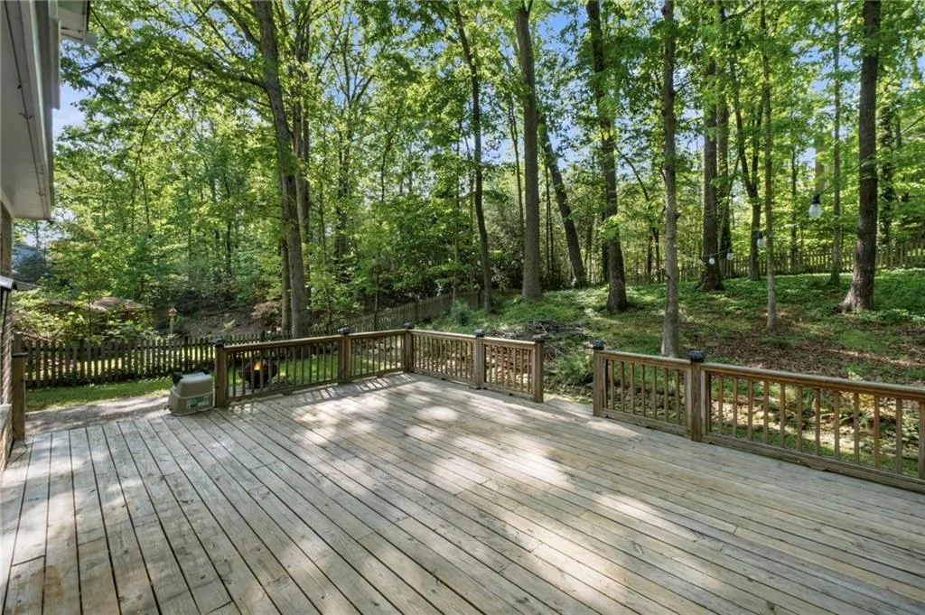 Roswell, Georgia 30075, United States, 4 Bedrooms Bedrooms, ,3 BathroomsBathrooms,Residential,Active,114934