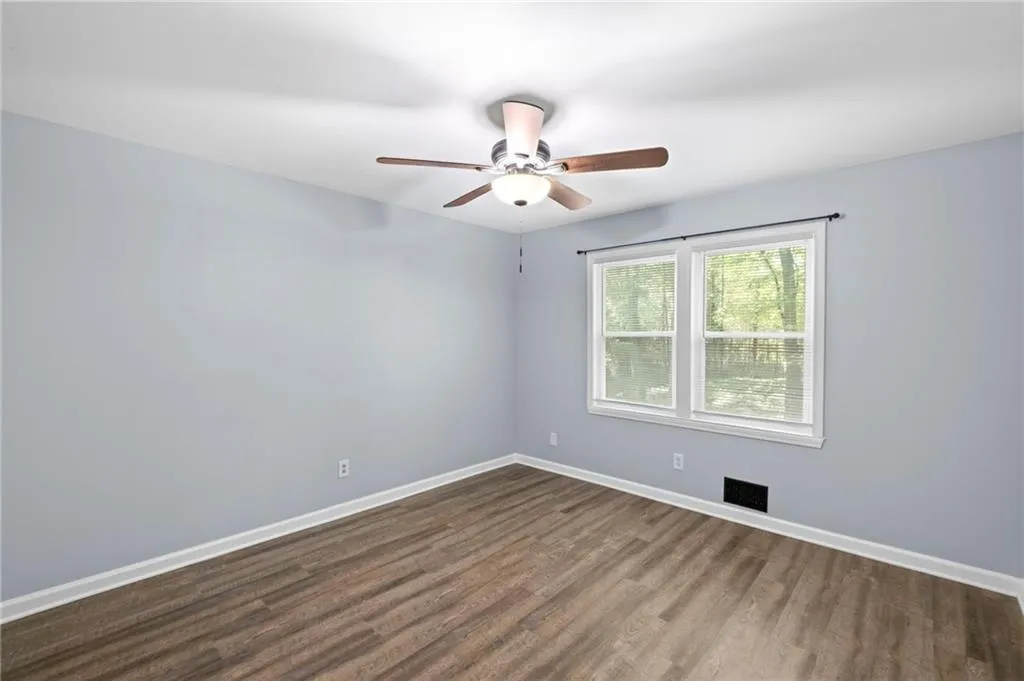 Roswell, Georgia 30075, United States, 4 Bedrooms Bedrooms, ,3 BathroomsBathrooms,Residential,Active,114934