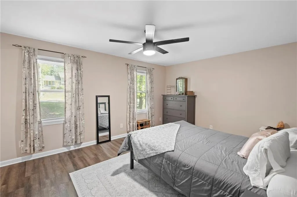 Roswell, Georgia 30075, United States, 4 Bedrooms Bedrooms, ,3 BathroomsBathrooms,Residential,Active,114934