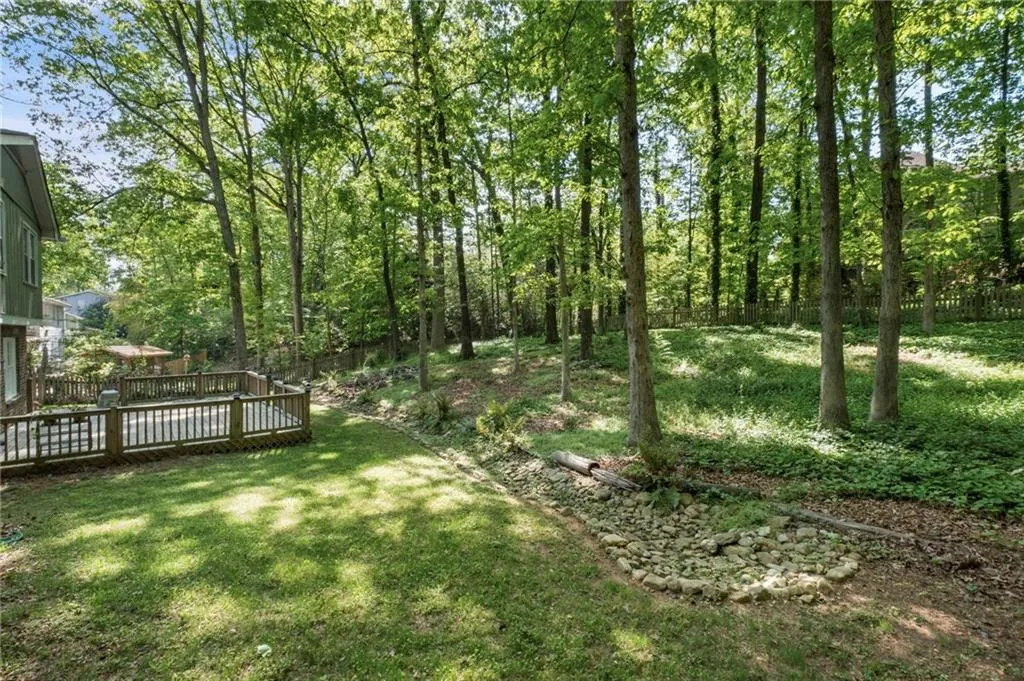 Roswell, Georgia 30075, United States, 4 Bedrooms Bedrooms, ,3 BathroomsBathrooms,Residential,Active,114934