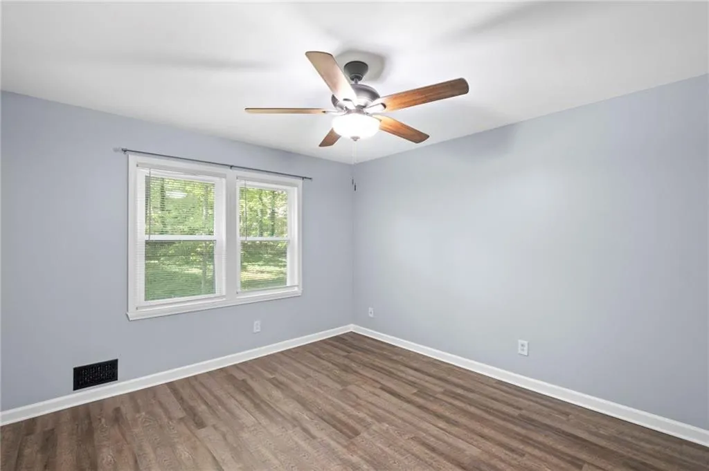 Roswell, Georgia 30075, United States, 4 Bedrooms Bedrooms, ,3 BathroomsBathrooms,Residential,Active,114934