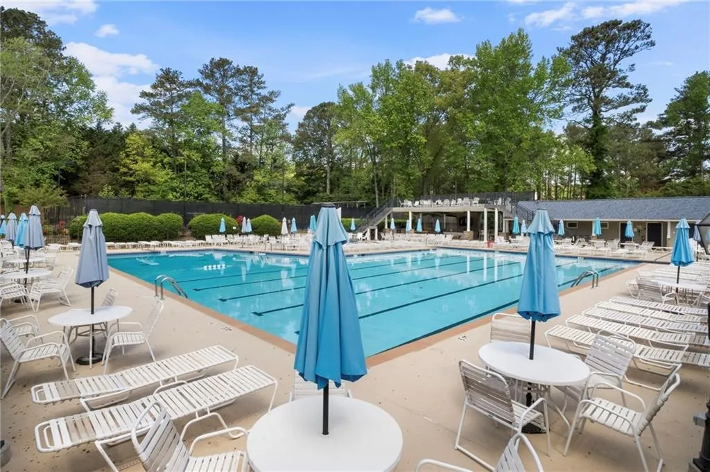 Roswell, Georgia 30075, United States, 4 Bedrooms Bedrooms, ,3 BathroomsBathrooms,Residential,Active,114934