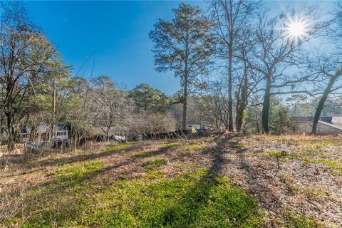 329 W Wieuca Road W Atlanta GA 30342