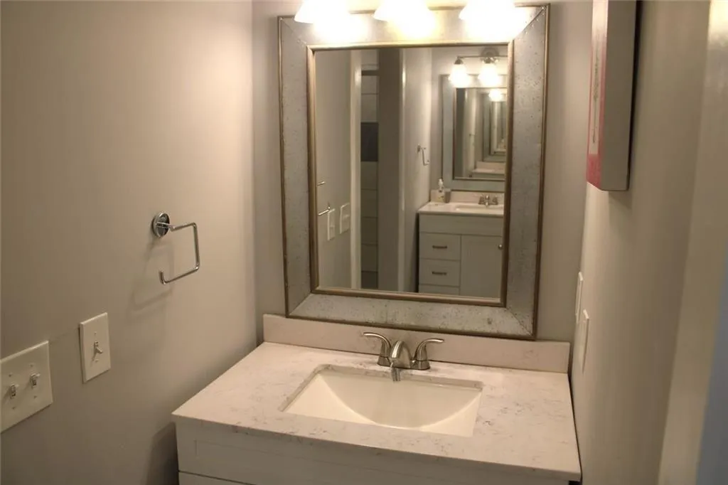 South Fulton, Georgia 30337, United States, 4 Bedrooms Bedrooms, ,3 BathroomsBathrooms,Residential,Active,207261