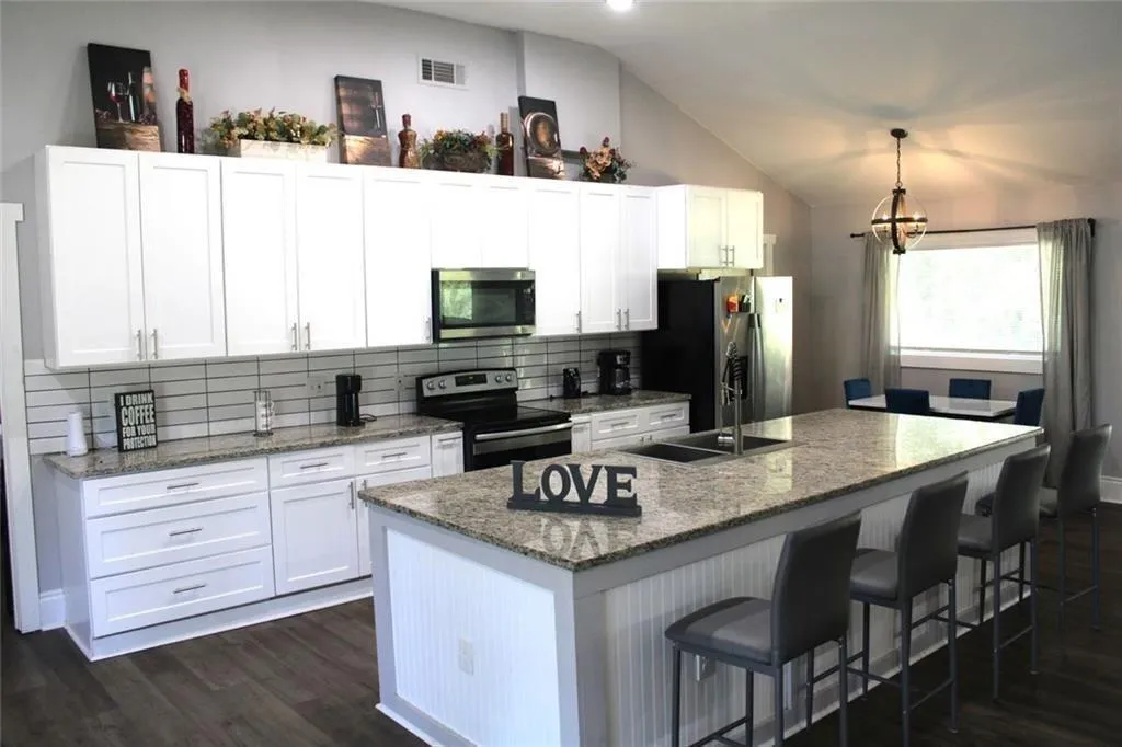 South Fulton, Georgia 30337, United States, 4 Bedrooms Bedrooms, ,3 BathroomsBathrooms,Residential,Active,207261