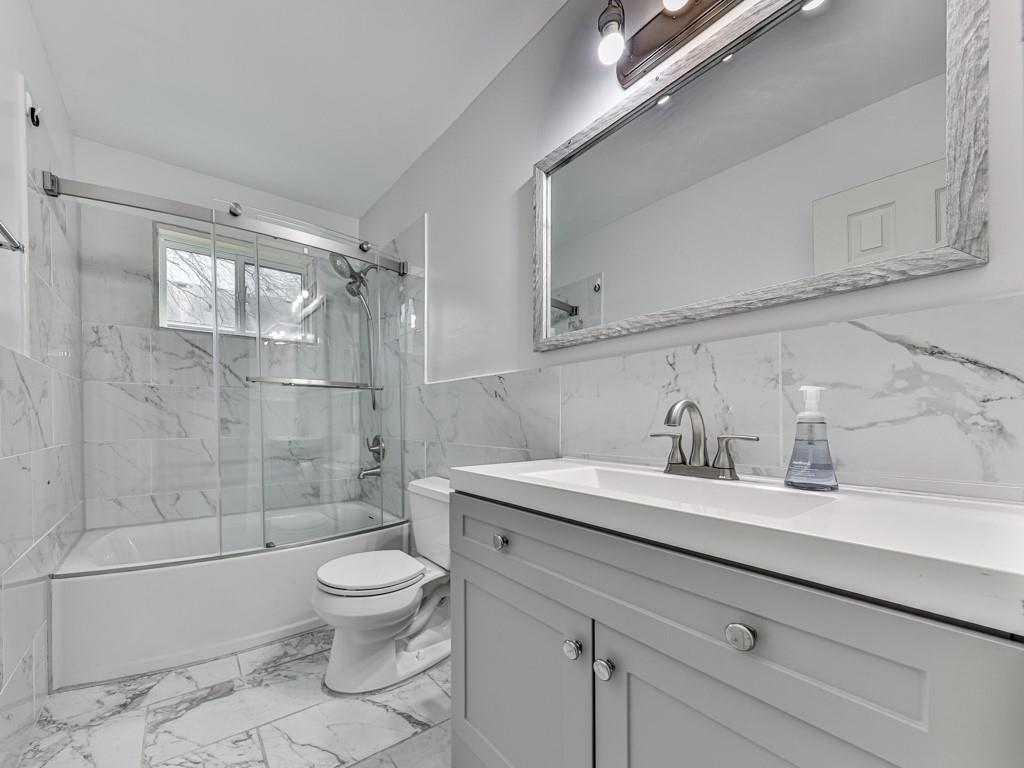 6700 Roswell Road 24E