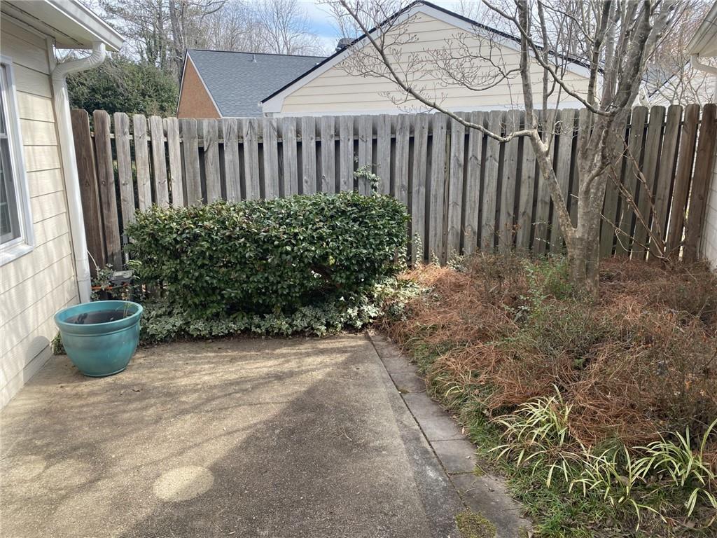 6509 Deerings Lane, Peachtree Corners, Georgia image 30