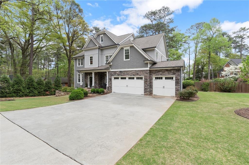2811 Shady Valley Drive, Brookhaven, Georgia image 2