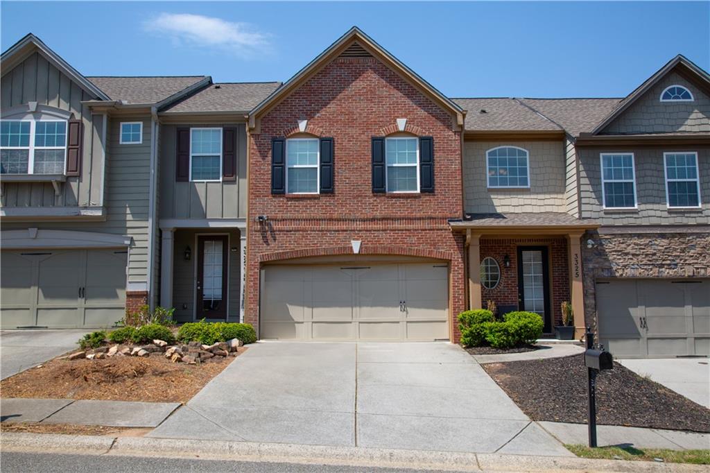 3325 Castleberry Village Circle, Cumming, Georgia image 1