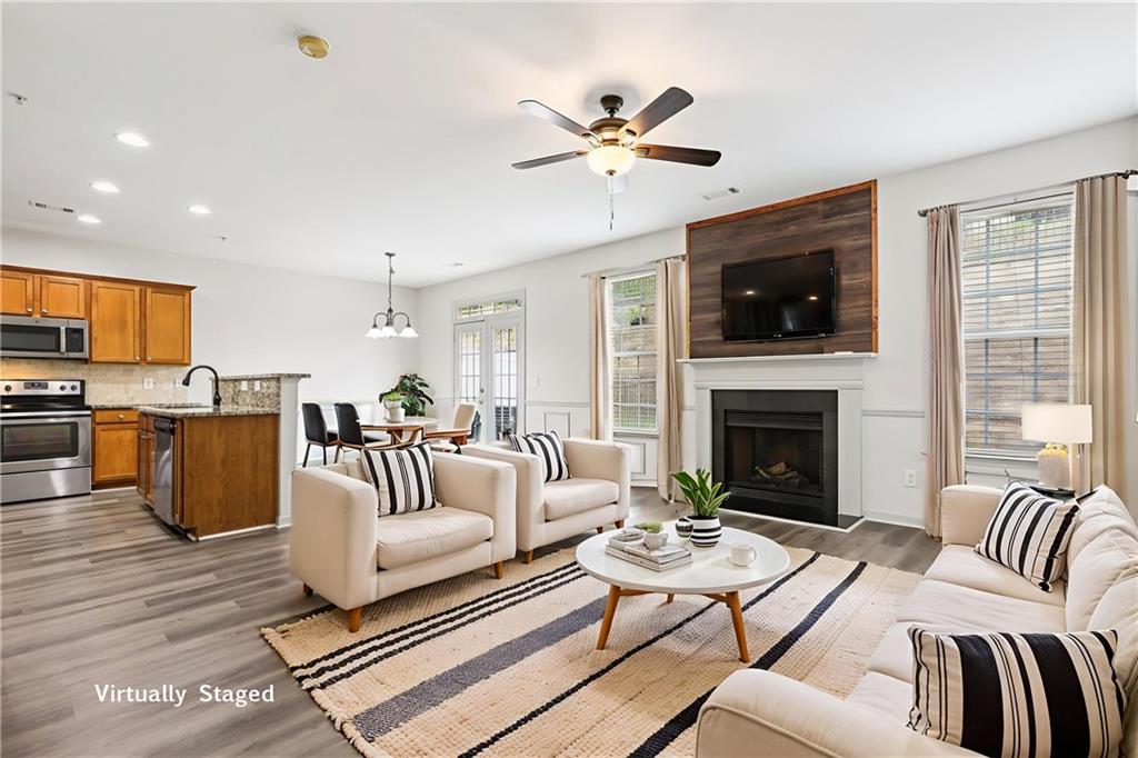 3325 Castleberry Village Circle