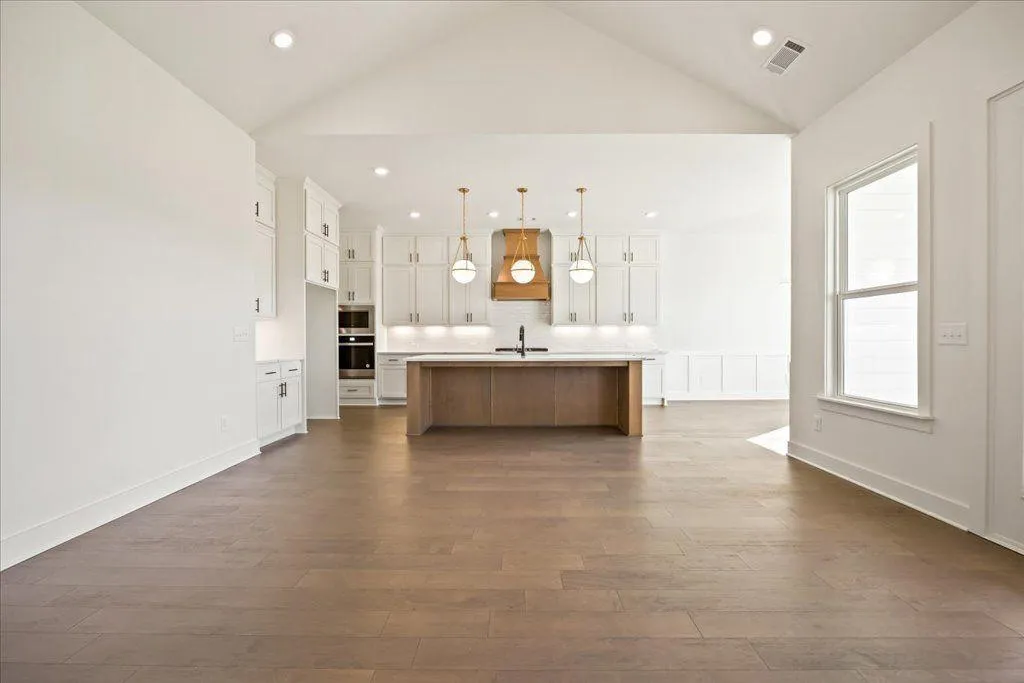 Cumming, Georgia 30028, United States, 4 Bedrooms Bedrooms, ,4 BathroomsBathrooms,Residential,Active,115803