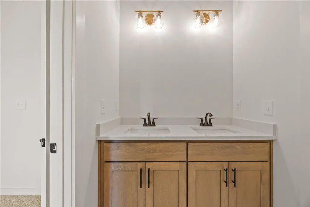 Cumming, Georgia 30028, United States, 4 Bedrooms Bedrooms, ,4 BathroomsBathrooms,Residential,Active,115803