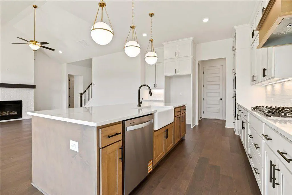 Cumming, Georgia 30028, United States, 4 Bedrooms Bedrooms, ,4 BathroomsBathrooms,Residential,Active,115803